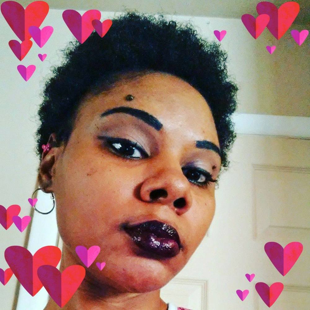 Meet your Posher, Anqunette